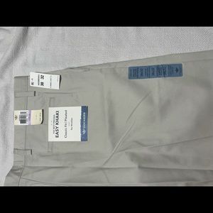 Men’s khaki Dockers